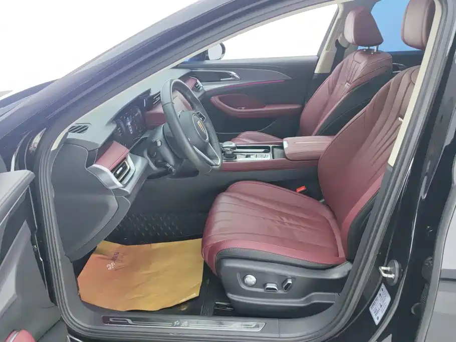 Hongqi Hongqi H5 — миниатюра 9