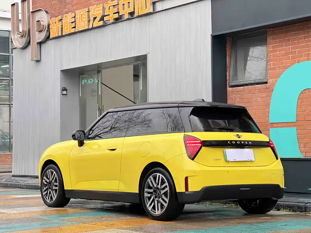 MINI ELECTRIC  COOPER