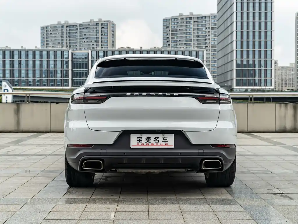 Porsche Cayenne — миниатюра 3