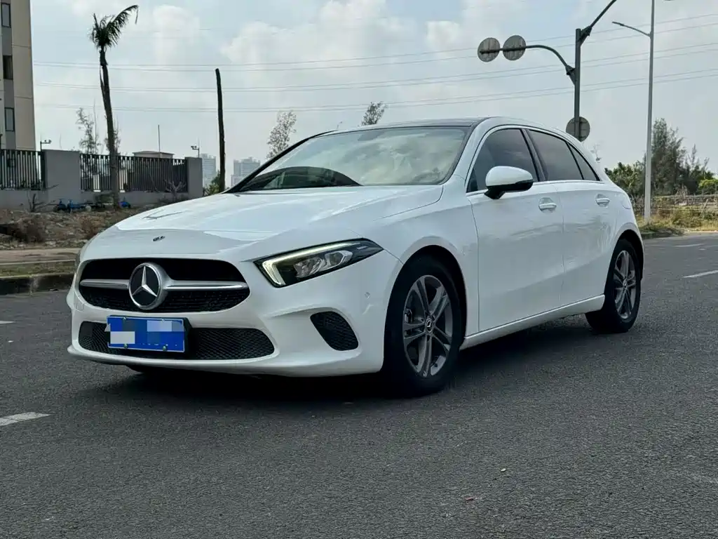 MERCEDES-BENZ A CLASS