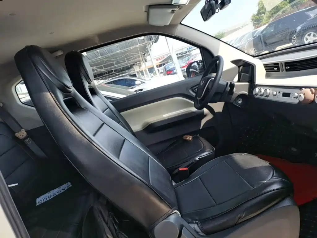 Wuling MINIEV — миниатюра 25