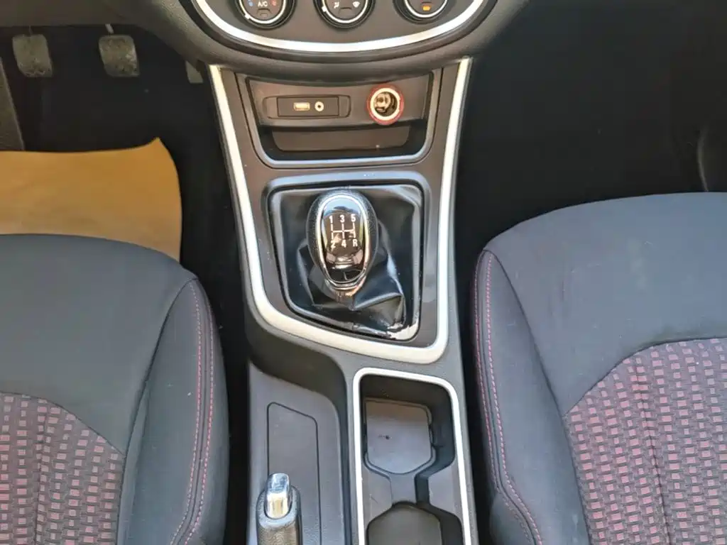 Baojun 560 — миниатюра 14