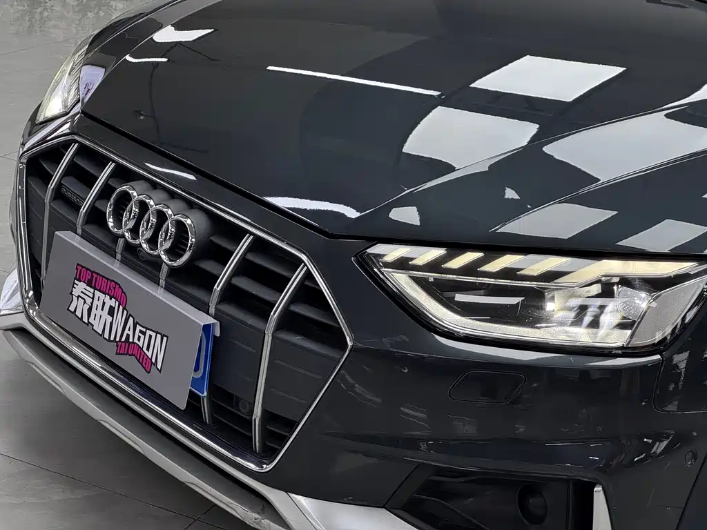 Audi A4 2021 allroad quattro