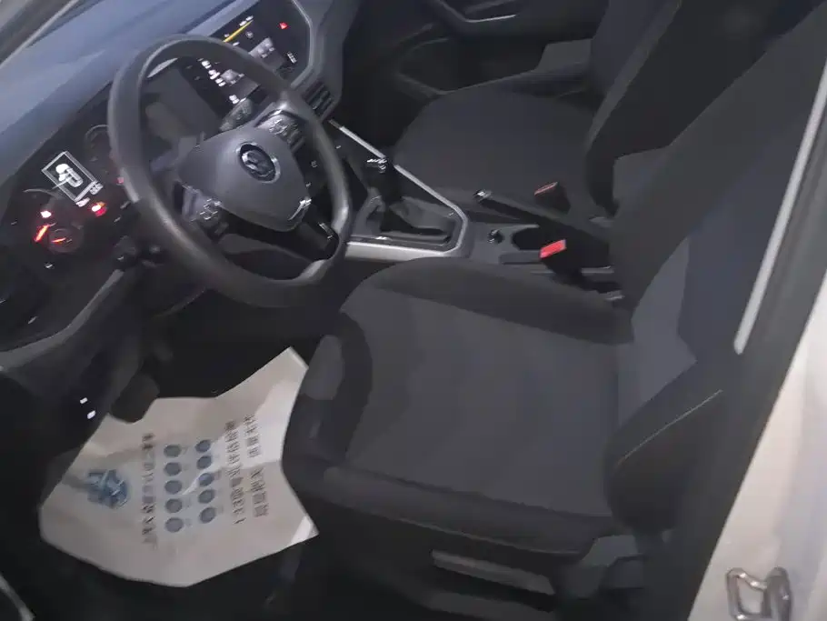 Volkswagen Polo — миниатюра 9