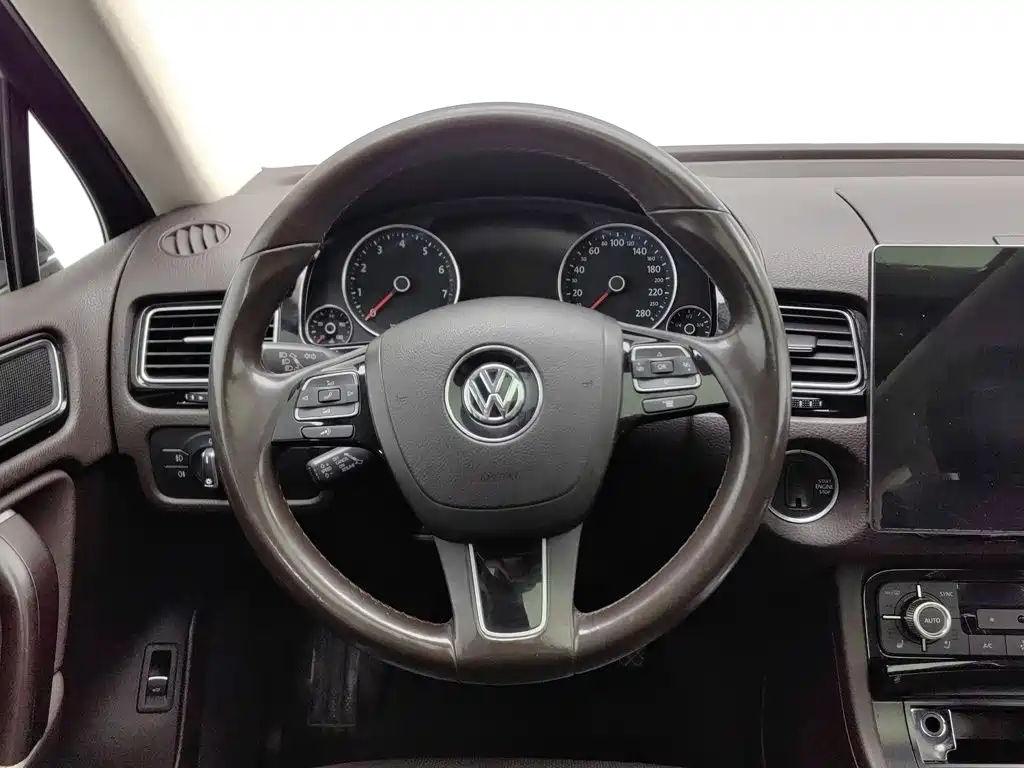 Volkswagen Touareg — миниатюра 11