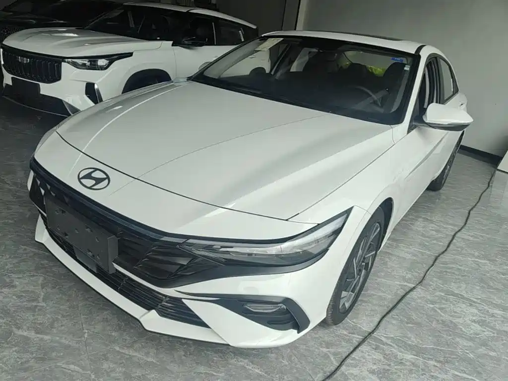 Hyundai Elantra 2023 1.5L CVT GLX Elite