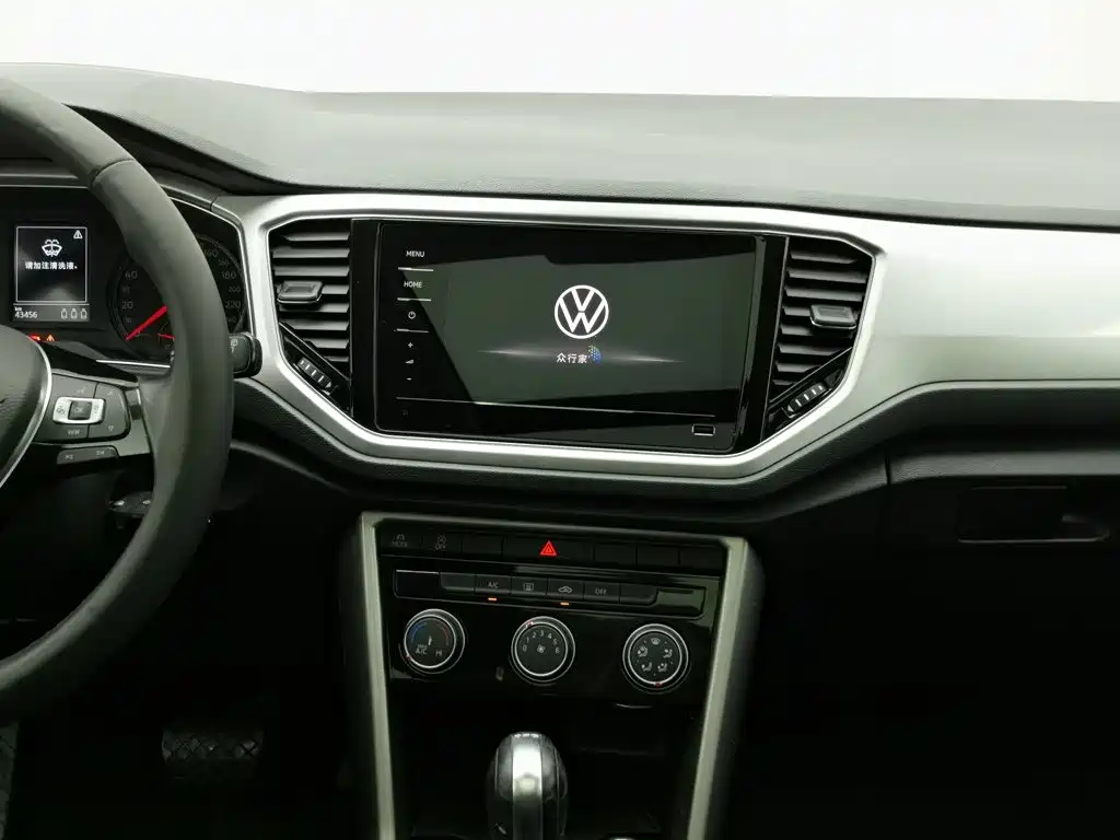 Volkswagen T-Roc — миниатюра 12