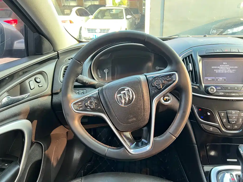 Buick Regal — миниатюра 15