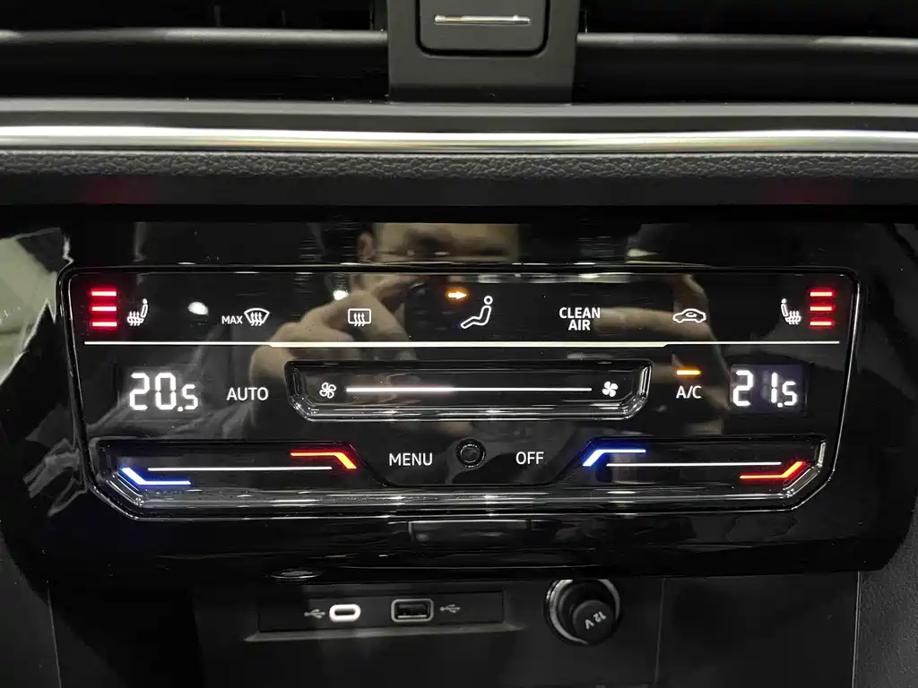Volkswagen Tiguan L — миниатюра 12