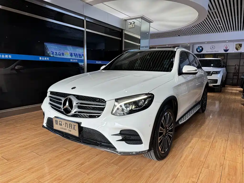MERCEDES-BENZ GLC