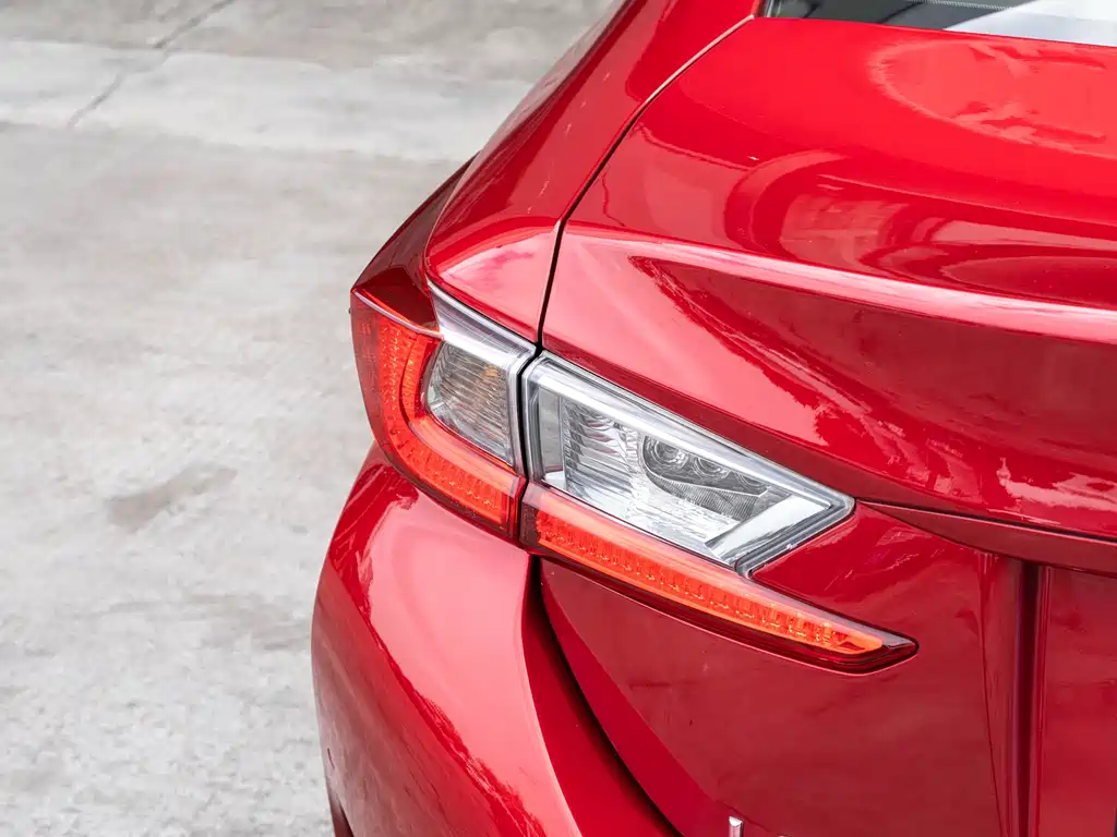 Lexus RC 2016 200t F SPORT