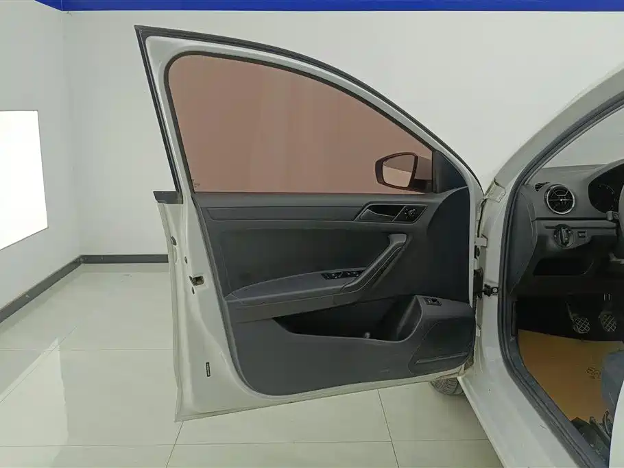 Volkswagen Jetta 2019 1.4L MT Fashion