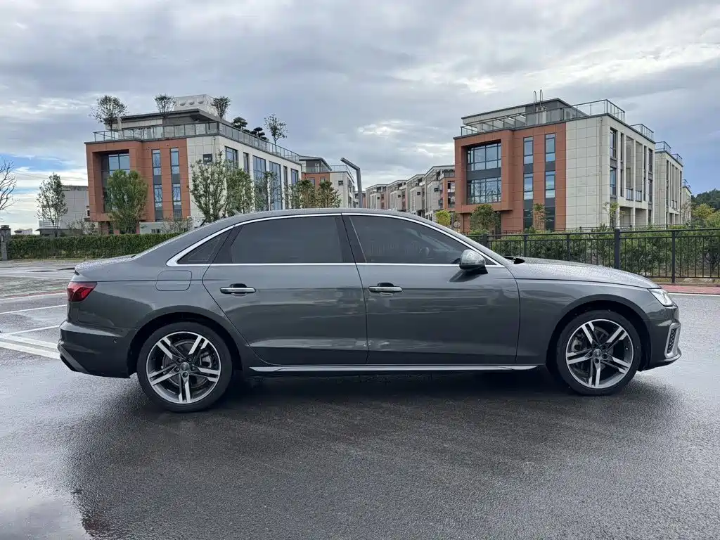 Audi A4L — миниатюра 5