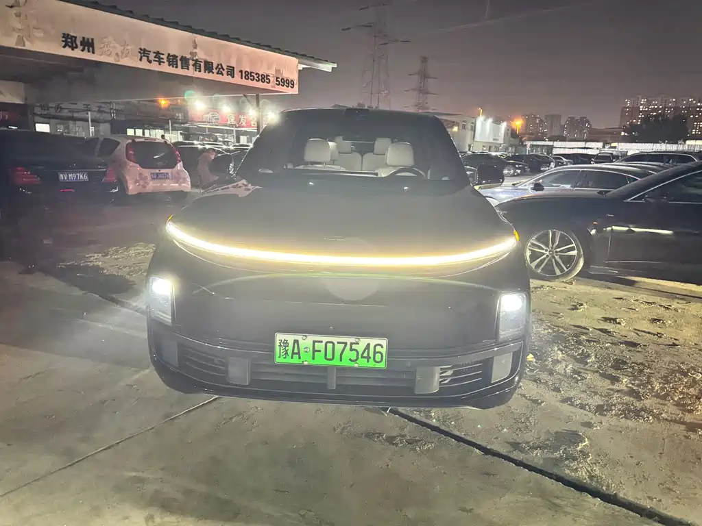 Li Auto Li L8 — миниатюра 2