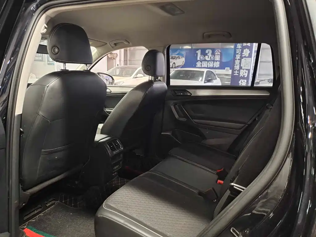Volkswagen Tiguan L — миниатюра 6