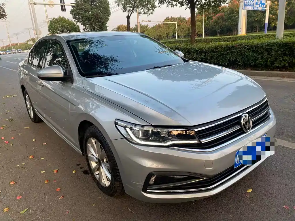 Volkswagen Bora — миниатюра 3