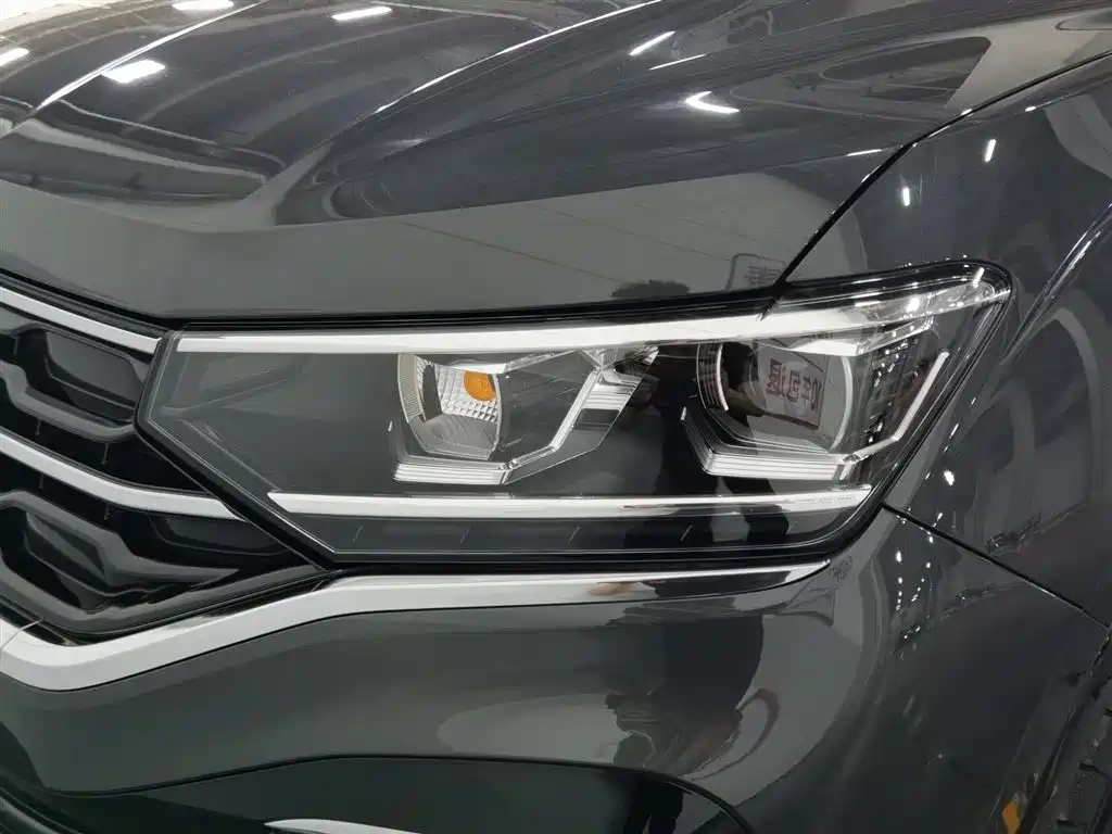 Volkswagen TayronX X 2020 330TSI Luxury Smart Connect