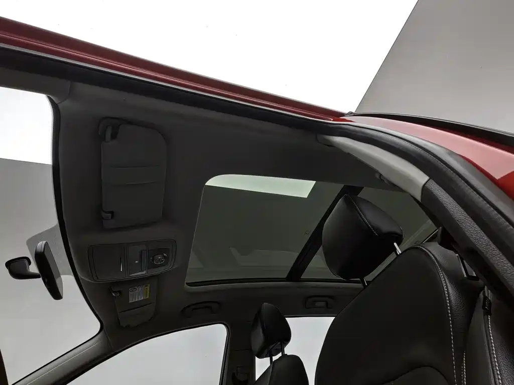 Roewe RX5 — миниатюра 14
