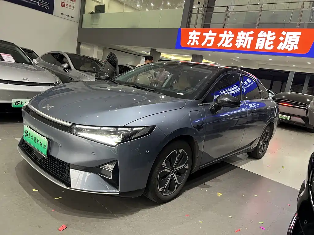 XPeng P5