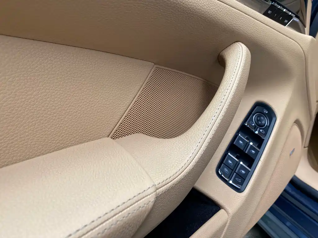 Porsche Panamera — миниатюра 27