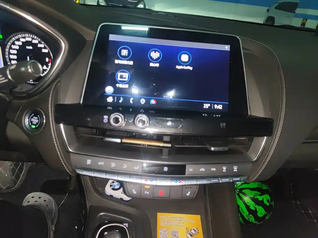 Cadillac CT5 — миниатюра 14