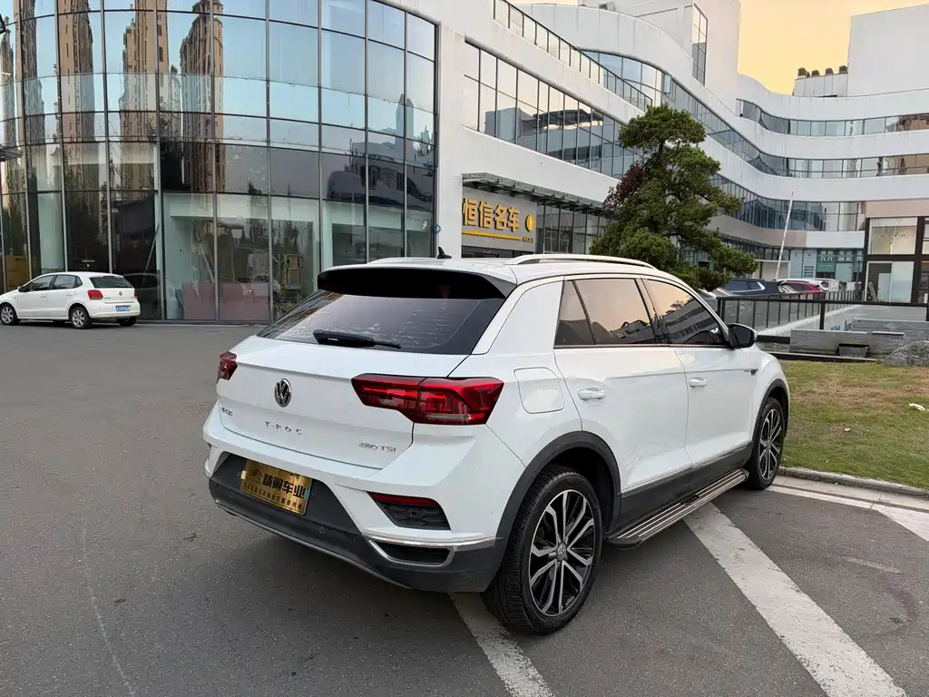 Volkswagen T-Roc — миниатюра 11