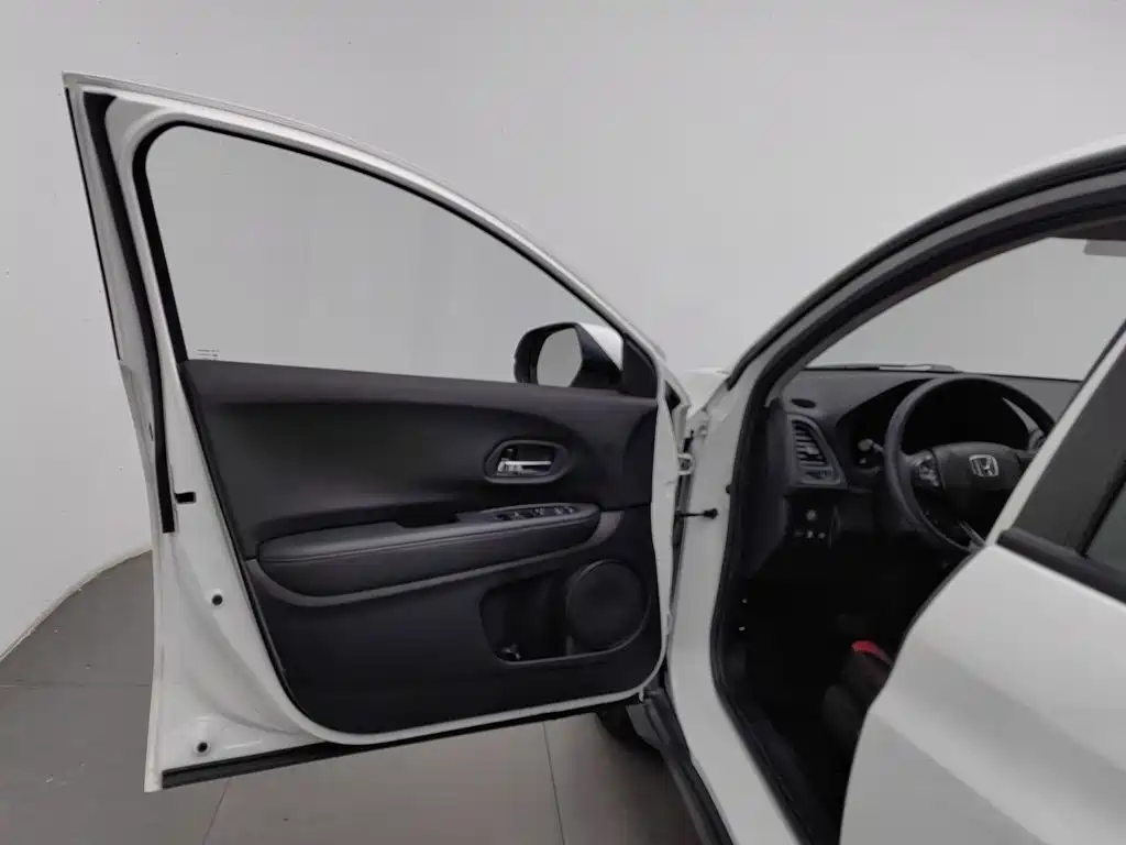 Honda Vezel — миниатюра 8