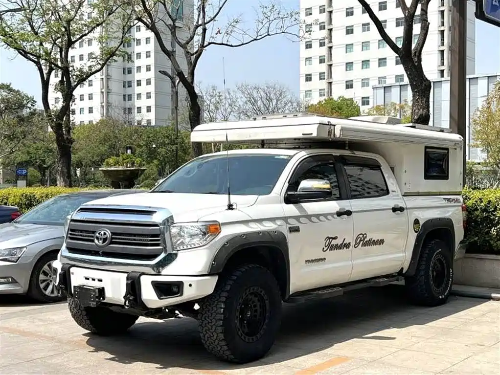 Toyota Tantu 2015
