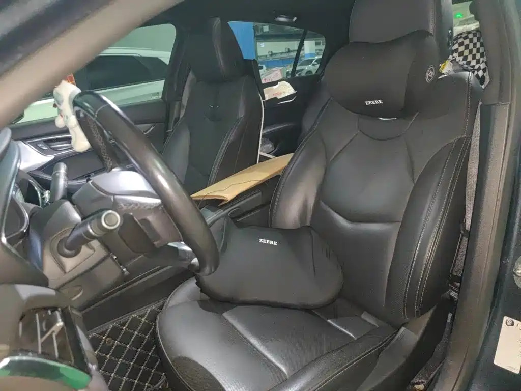 Cadillac CT5 — миниатюра 16