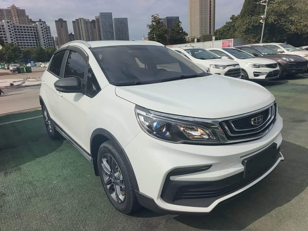 Geely Vision X3 1.5 л 2021 г. Белый, пробег 24200 км
