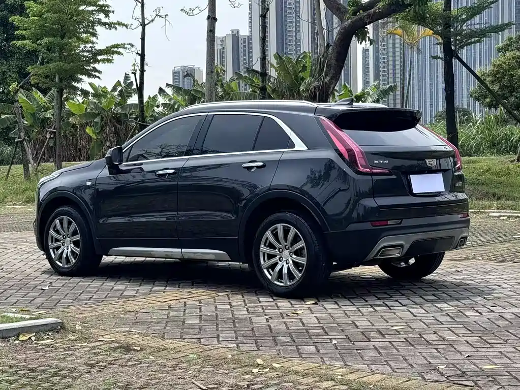 Cadillac XT4 2018 28T Lead