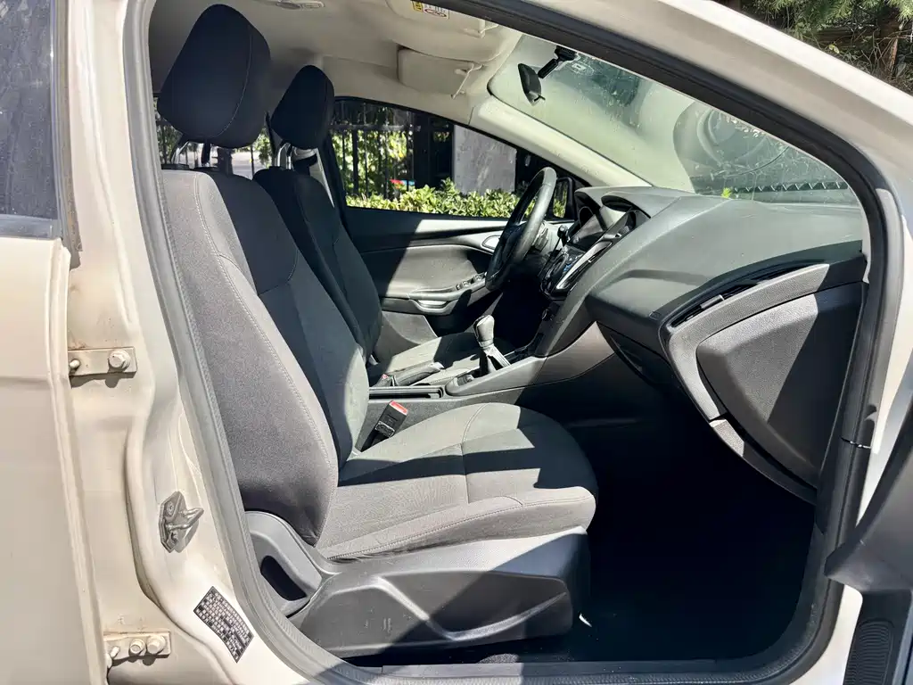 Ford Focus — миниатюра 19