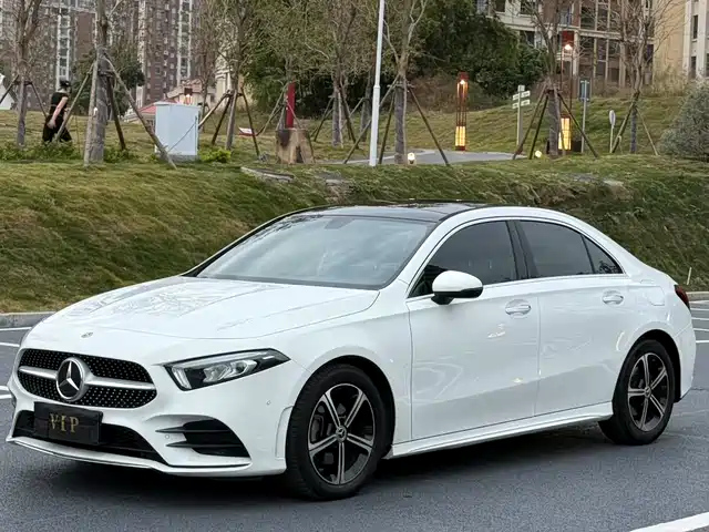 MERCEDES-BENZ A CLASS