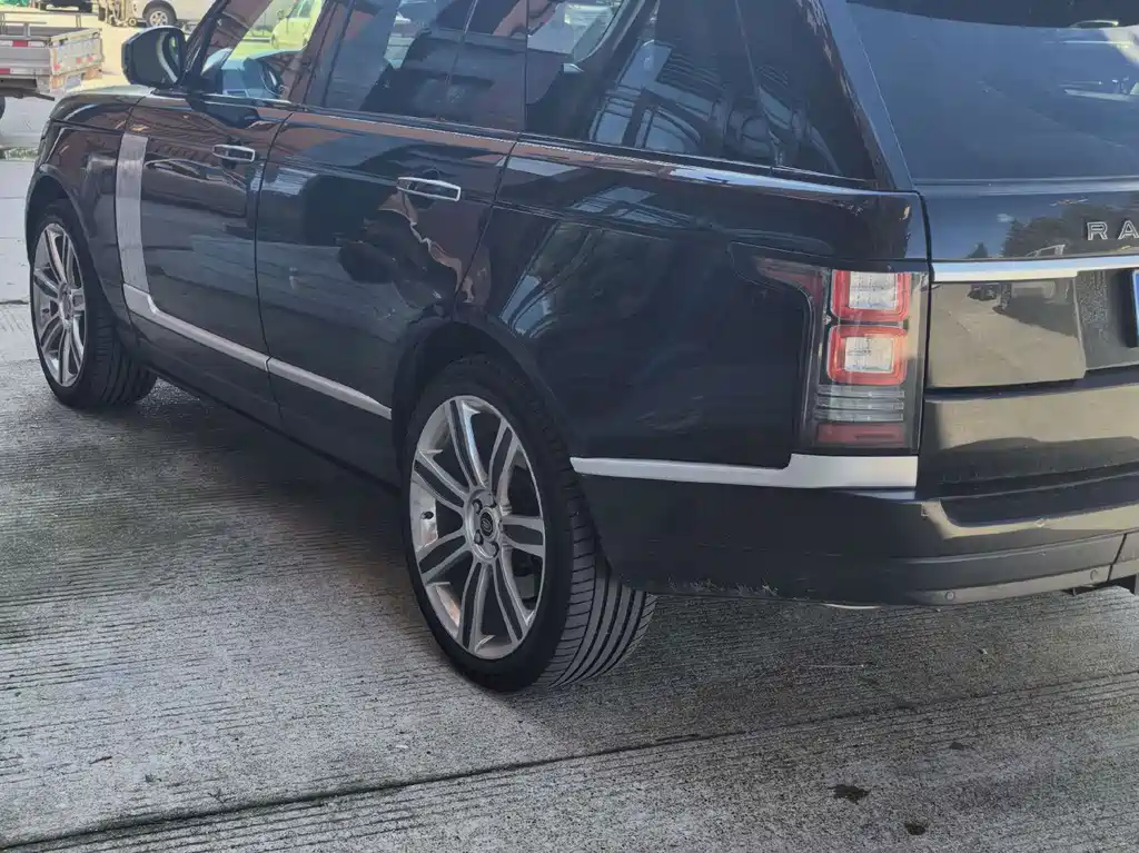Land Rover Range Rover — миниатюра 2