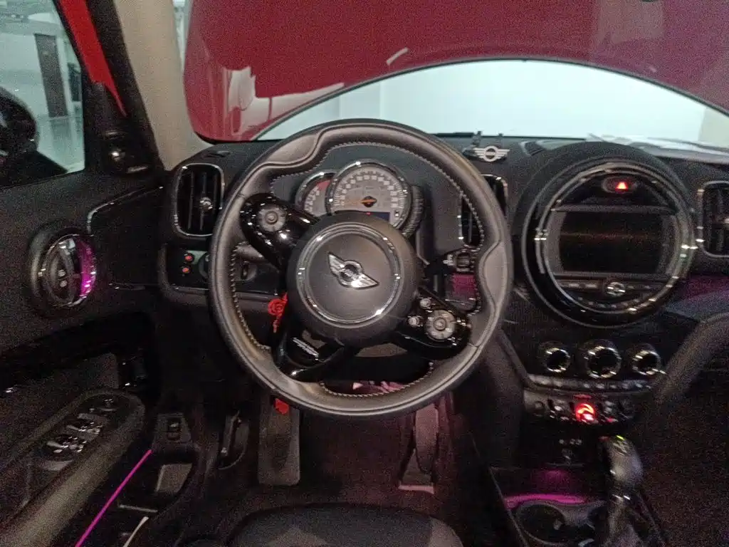MINI Mini Countryman — миниатюра 11