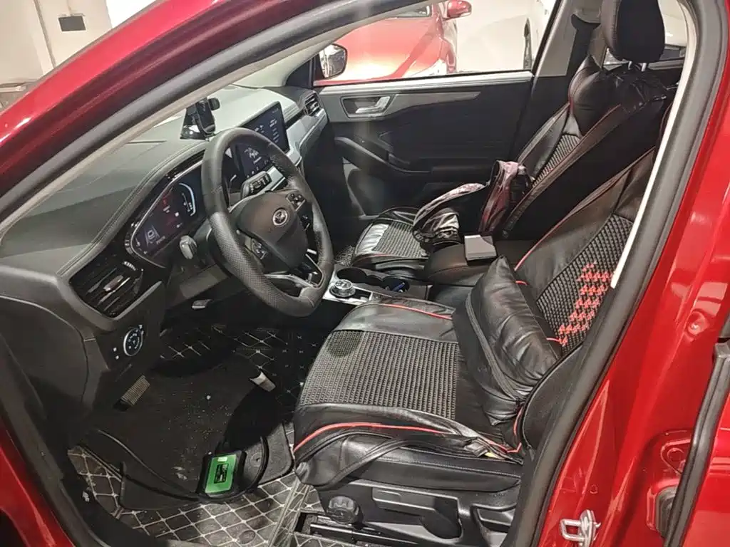 Ford Focus Active — миниатюра 15