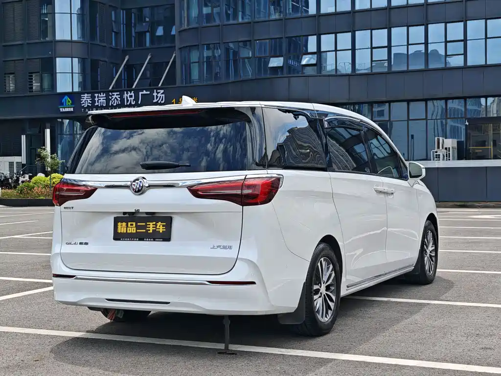 Buick GL8 2023 ES Premium