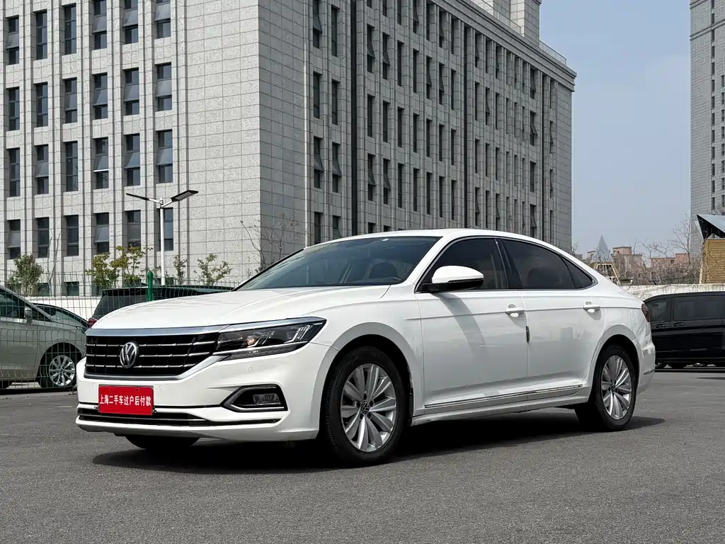 Volkswagen Passat 2020 330TSI Elite VI