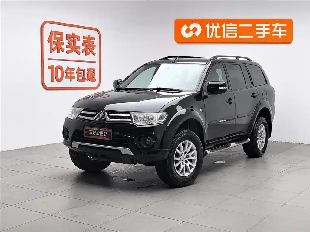 Mitsubishi Pajero Sport 2014