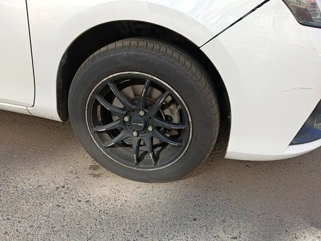 Toyota Yaris L — миниатюра 24