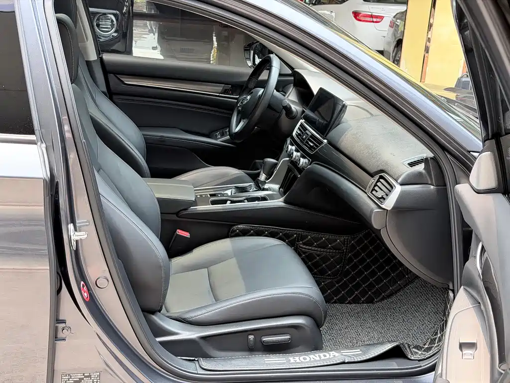 Honda Accord 2022 260TURBO Luxury