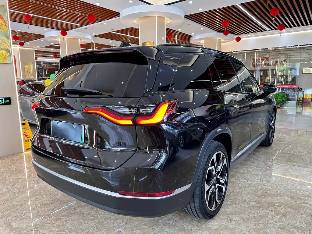 NIO ES8 — миниатюра 4