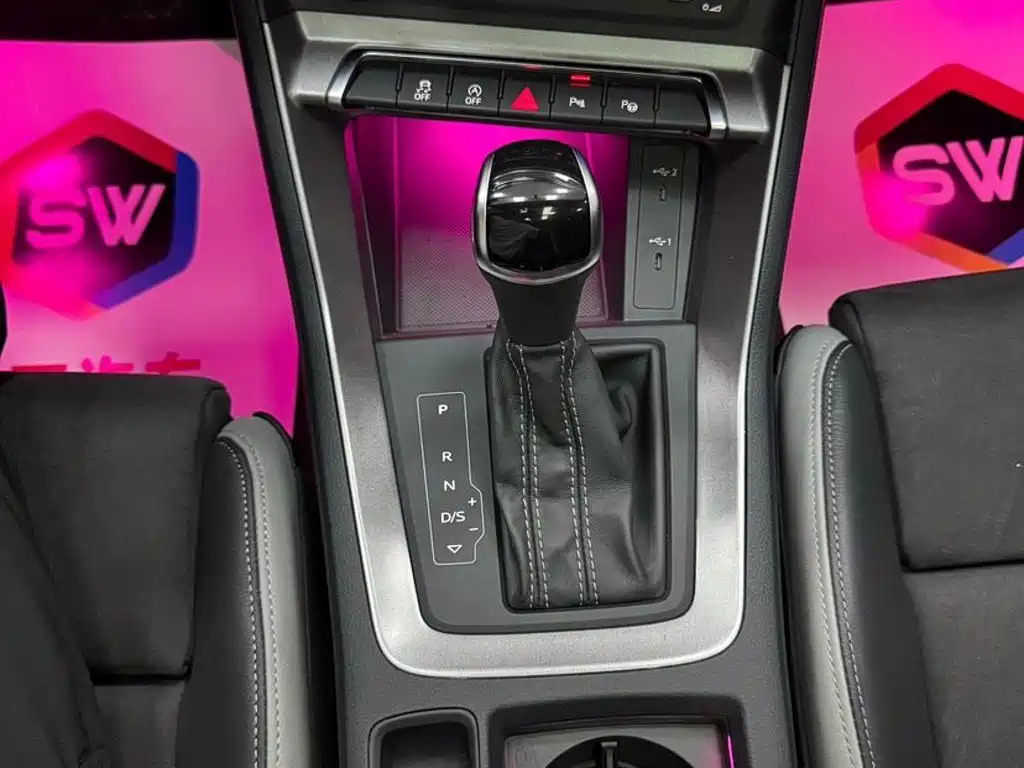Audi Q3 — миниатюра 12
