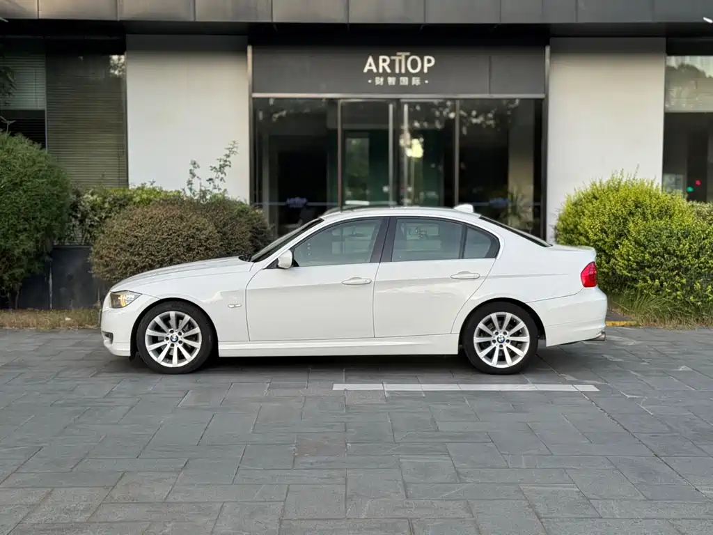 BMW 3 Series — миниатюра 3