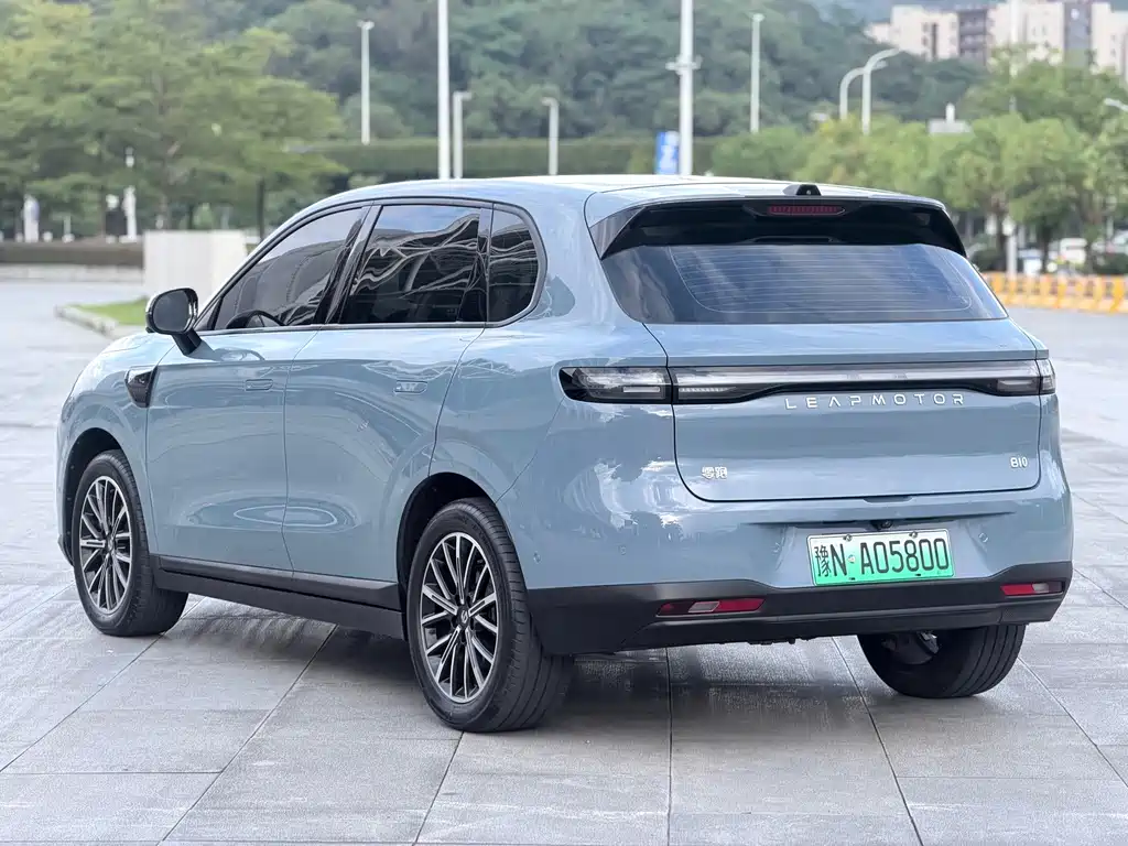 Leapmotor Leapmotor B10 — миниатюра 6