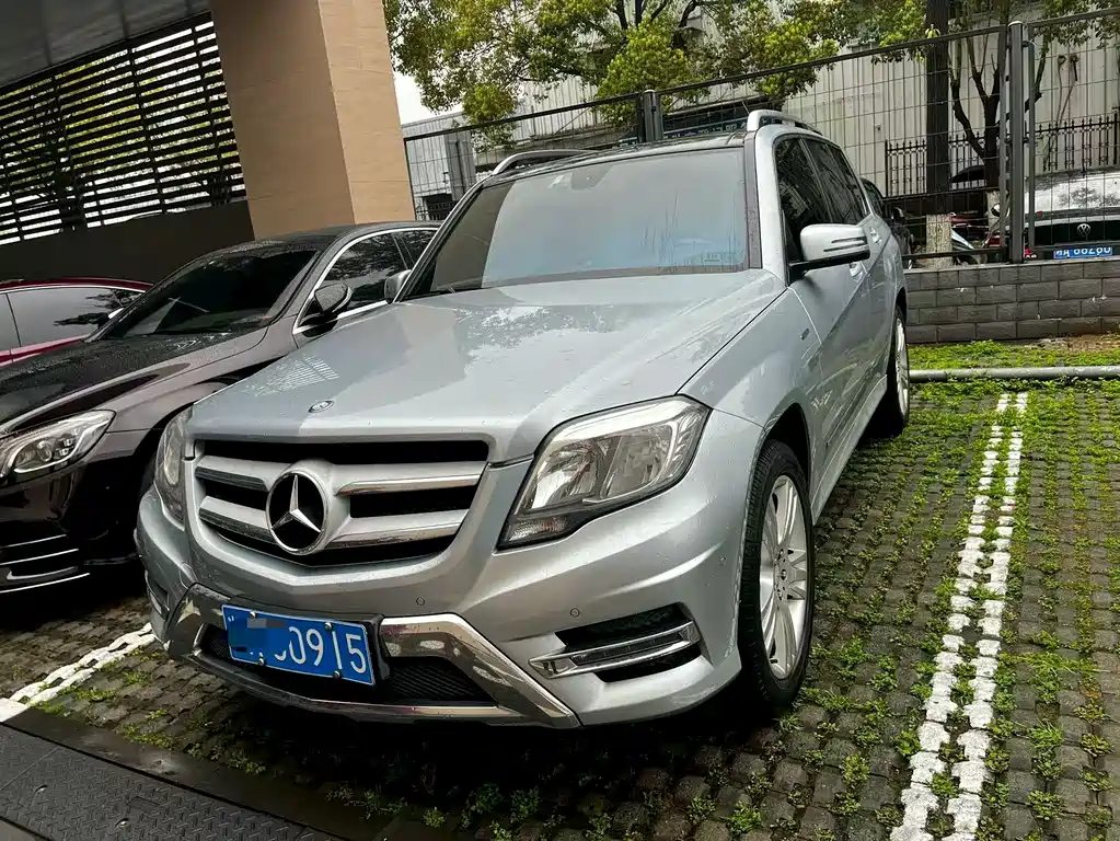 Mercedes-Benz GLK-Class 2015