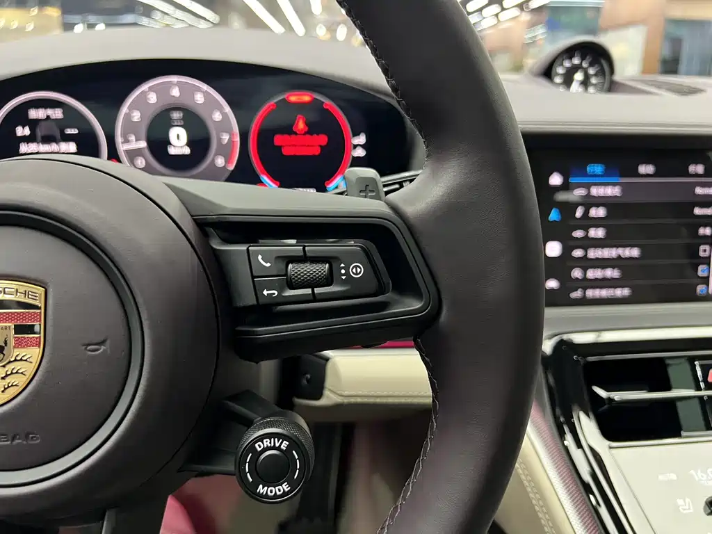 Porsche Panamera — миниатюра 25