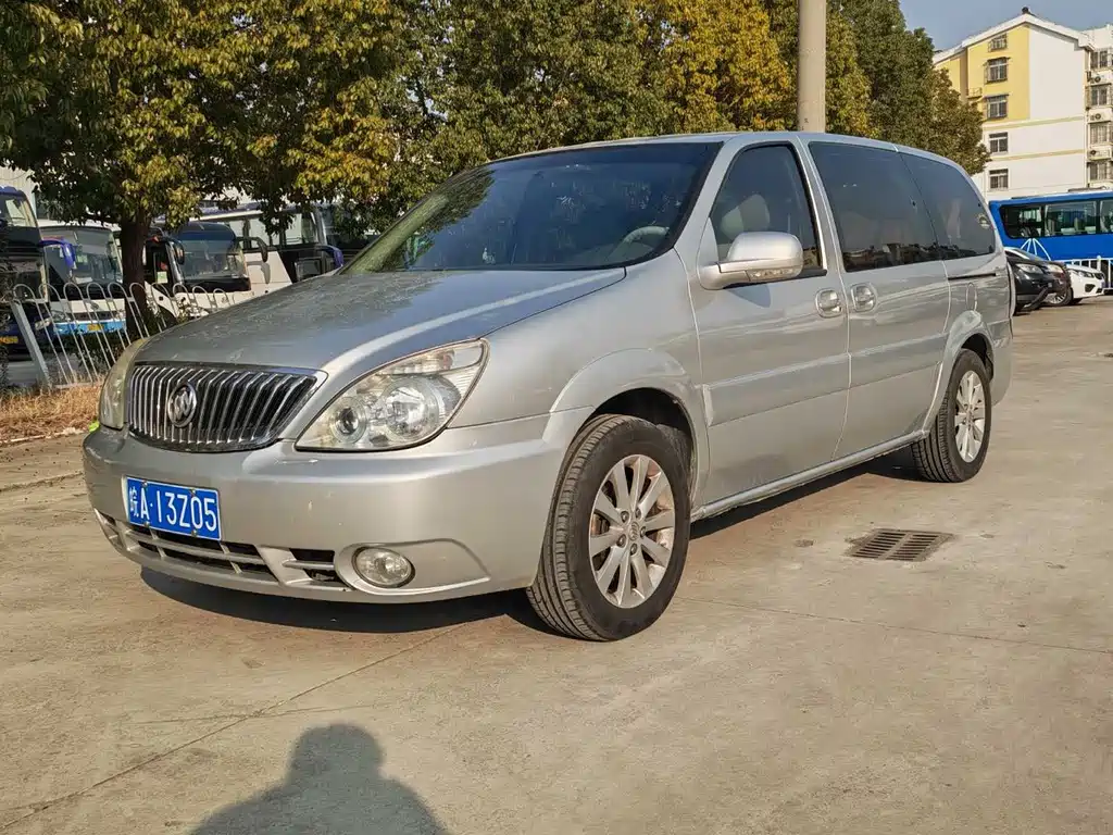Buick GL8 2013 2.4L