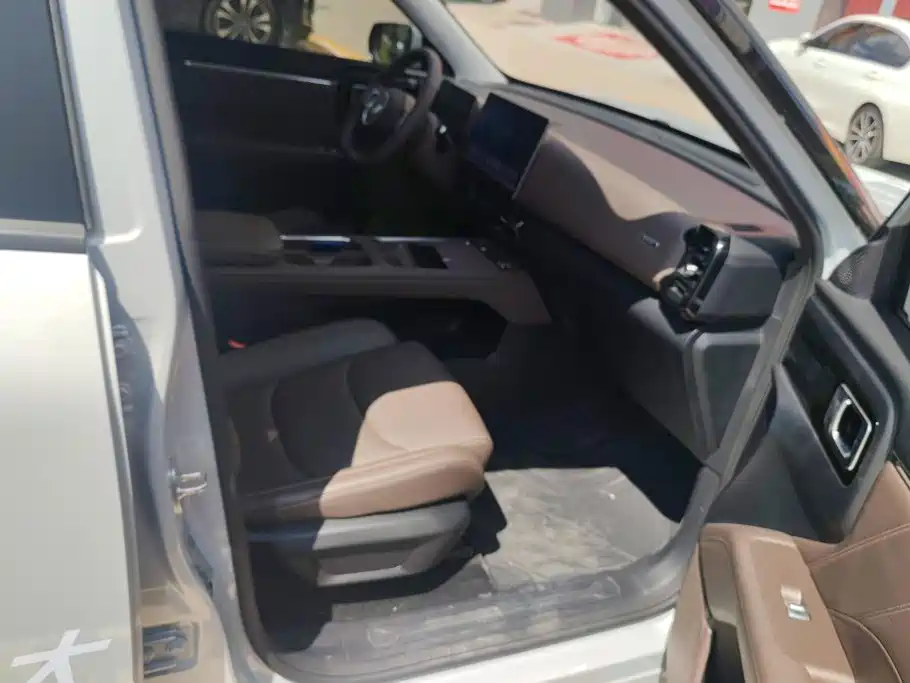 Wuling 星光560新能源 — миниатюра 8