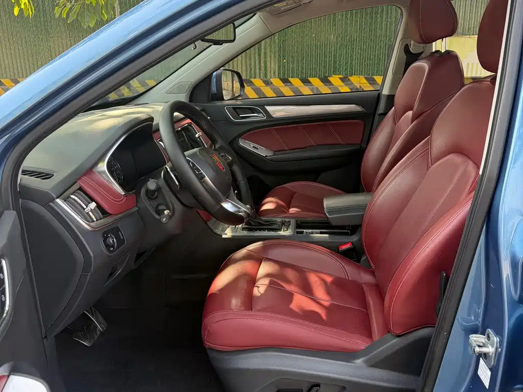 Roewe RX5 — миниатюра 9
